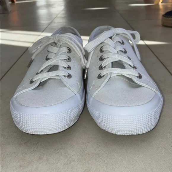 Ralph Lauren Classic White Sneakers Pristine Used Condition Size 7.5B - Picture 5 of 8